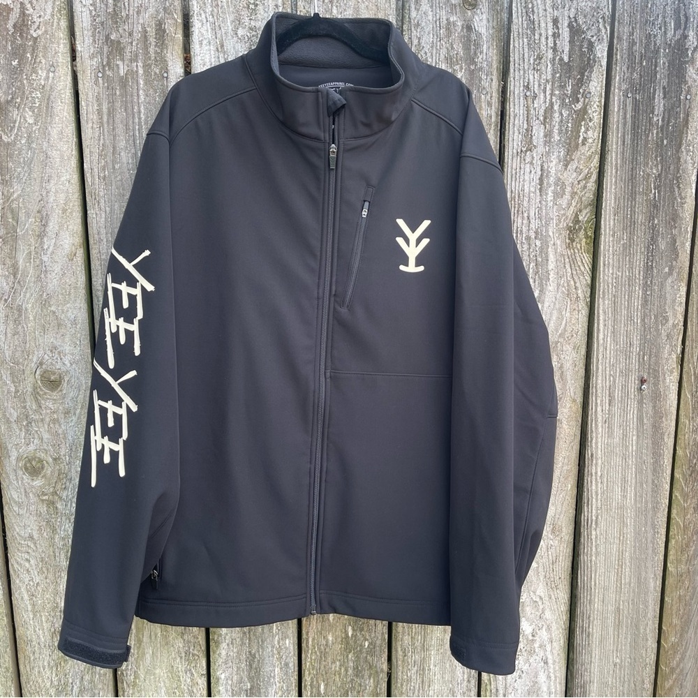 YEE YEE Tactical Soft Shell Concealed Carry Water Resistant Jacket Men’s 3XL